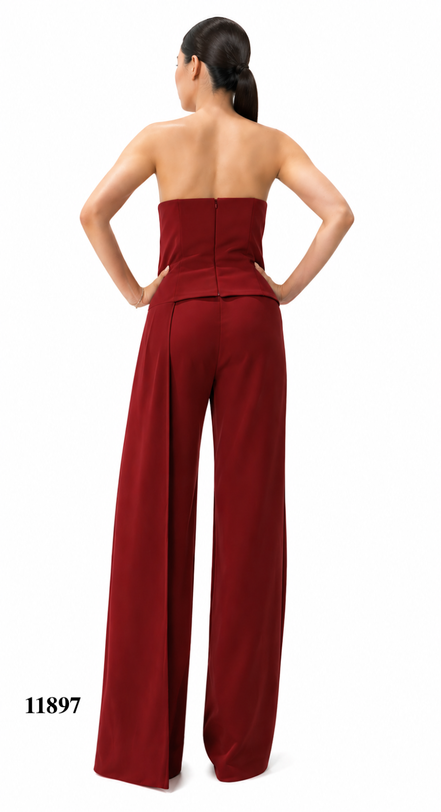 Sleeveless Jumper With Side Draped Train Details
